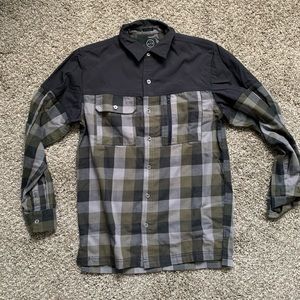 Wrangler ATG shirt